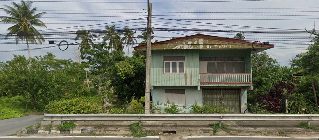 บ้านมุมถนน — ติดถนนเพชรเกษม
